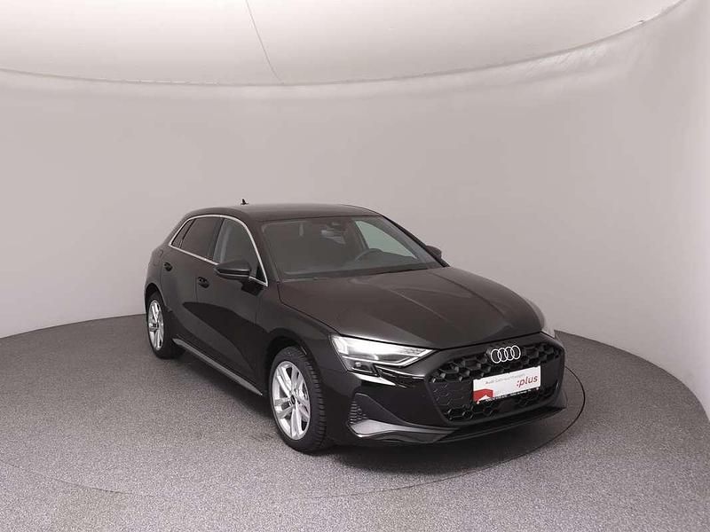 Gebraucht Audi A3 Ambiente 116 PS (85 kW) 2025 Schwarz  normal Limousine