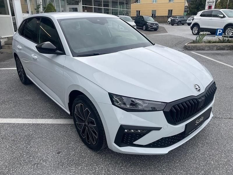 Neu Skoda Scala Selection 116 PS (85 kW) 2025 Weiss  metallic Kleinwagen