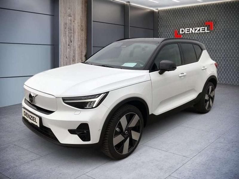 Crystal white pearl Gebraucht 2023 Volvo XC40 Ultimate SUV | € 44.900 (Teuer) - Bild 1/4