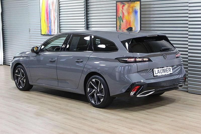 Gebraucht Peugeot 308 SW Allure 131 PS (96 kW) 2024 Grau Kombi