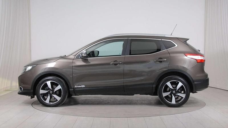 Gebraucht Nissan Qashqai 360º 131 PS (96 kW) 2017 Braun SUV