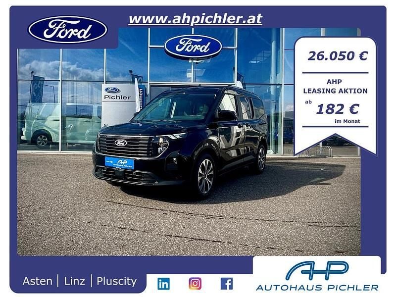 Neu Ford Tourneo Titanium 125 PS (91 kW) 2026 Agate black Kombi