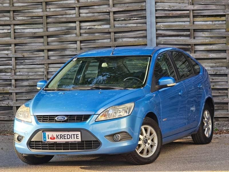 Blau Gebraucht 2008 Ford Focus Style Kleinwagen | € 2.991 (Teuer) - Bild 1/4