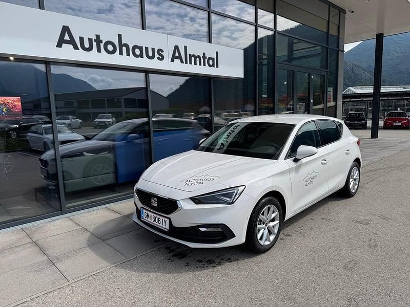 Gebraucht Seat Leon Style 115 PS (84 kW) 2025 Weiss  normal