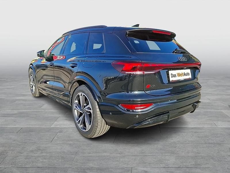 Gebraucht Audi Q6 e-tron Business 225 kW (306 PS) 2025 Schwarz  metallicperleffektno SUV