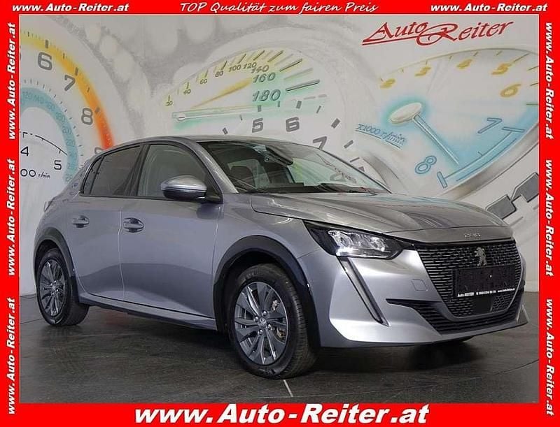 Gebraucht Peugeot 208 Allure 100 kW (136 PS) 2022 Grau Kleinwagen