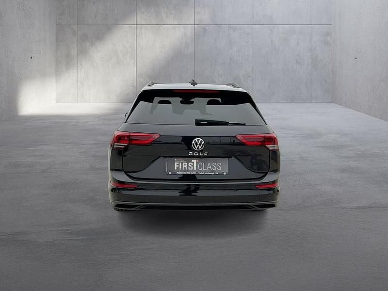 Gebraucht VW Golf VIII Life 110 PS (80 kW) 2024 Schwarz  metallicperleffektno Kombi