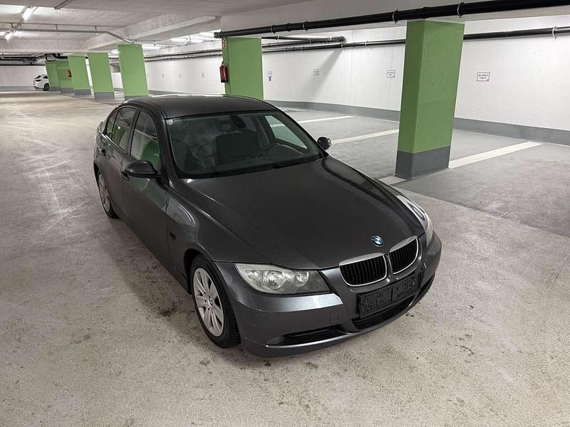 Gebraucht BMW 318 121 PS (88 kW) 2006 Limousine