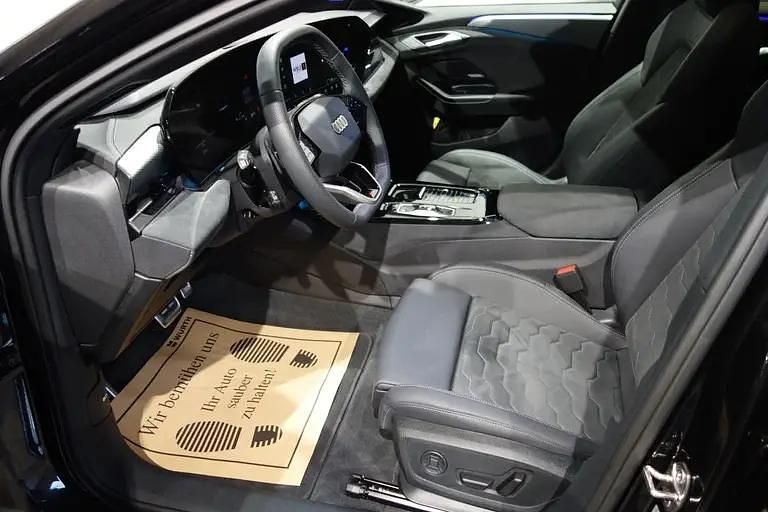 Gebraucht Audi S6 e-tron Ambiente 369 kW (503 PS) 2025 Schwarz  metallicperleffektno Limousine