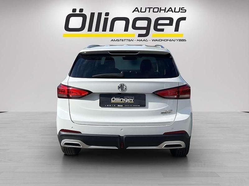 Neu MG ZS Luxury 102 PS (75 kW) 2025 Weiß Limousine