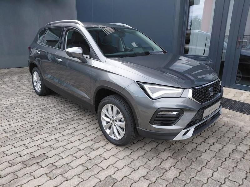 Mittelgrau metallic Neu 2025 Seat Ateca Style SUV | € 35.290 (Fairer Preis) - Bild 1/4