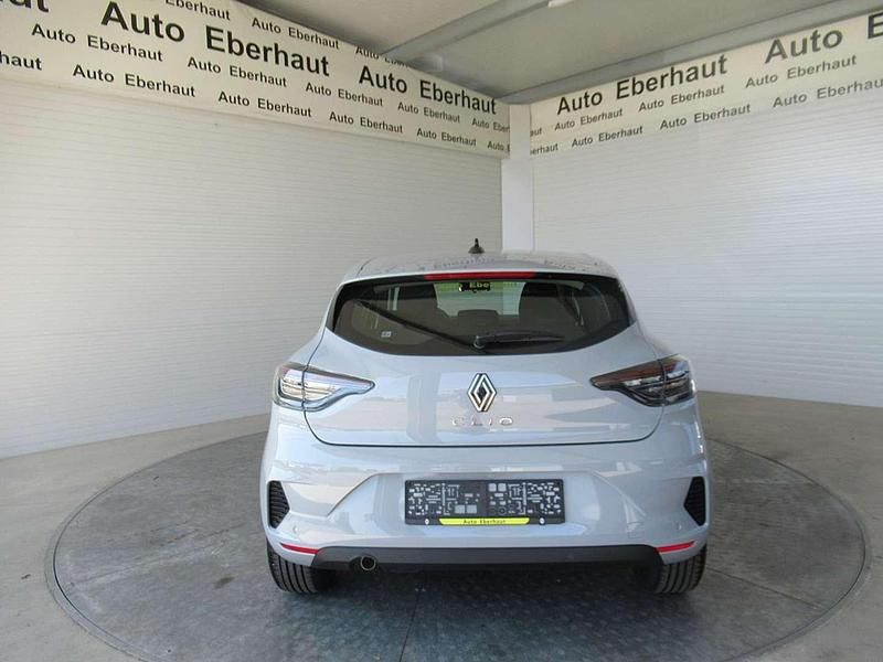 Neu Renault Clio V Evolution 91 PS (66 kW) 2025 Grau Limousine