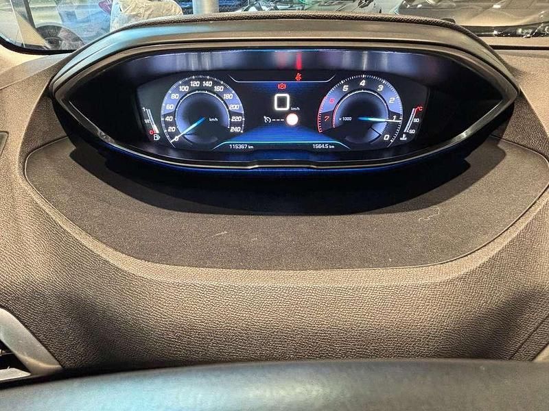 Gebraucht Peugeot 3008 Active 131 PS (96 kW) 2018 Weiß SUV