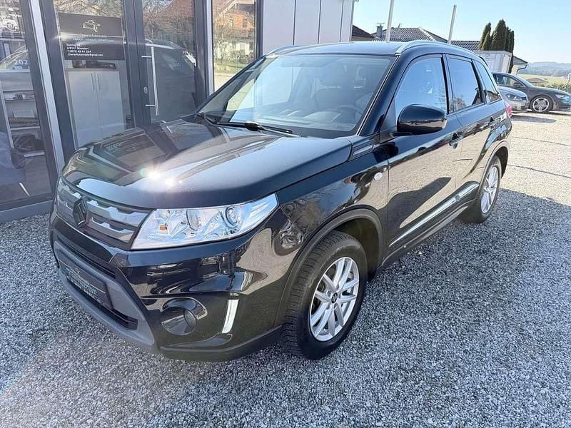 Gebraucht Suzuki Vitara 120 PS (88 kW) 2016 Schwarz SUV