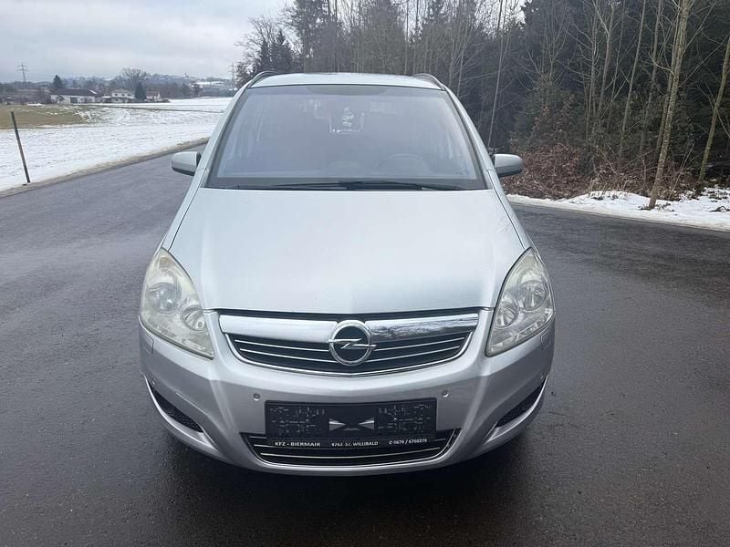 Gebraucht Opel Zafira 150 PS (110 kW) 2008 Grau Van / Kleinbus