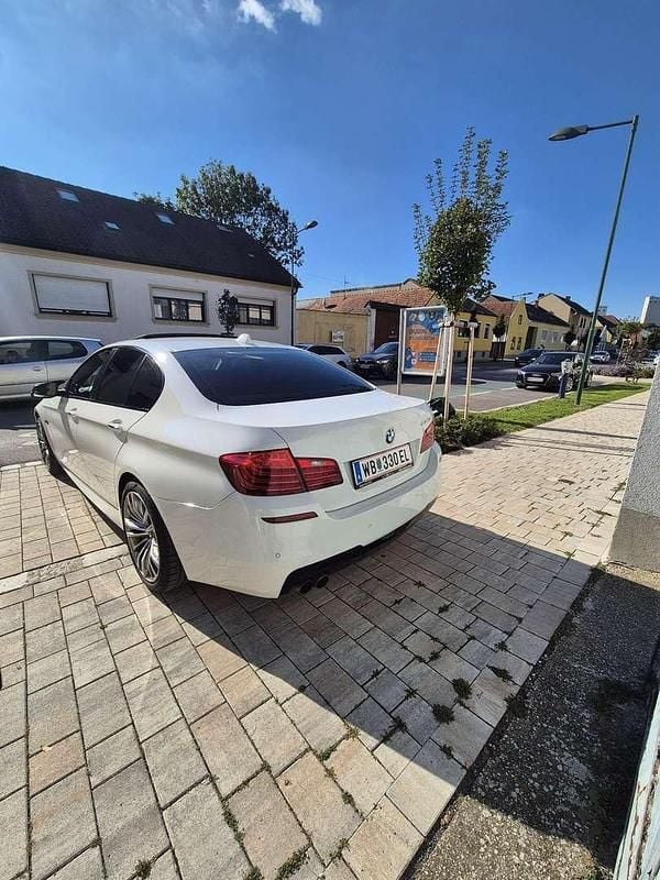 Gebraucht BMW 530 258 PS (189 kW) 2015 Limousine