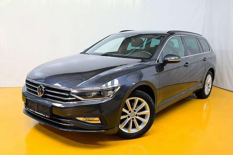 Grau Gebraucht 2020 VW Passat Business Kombi | € 17.490 (Guter Preis) - Bild 1/4