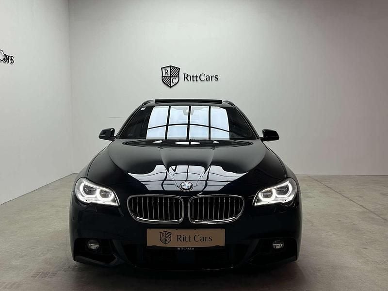Gebraucht BMW 530 M Sport 258 PS (189 kW) 2015 Schwarz Kombi