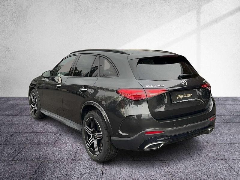 Gebraucht Mercedes GLC200 AMG line 197 PS (144 kW) 2025 Grau SUV