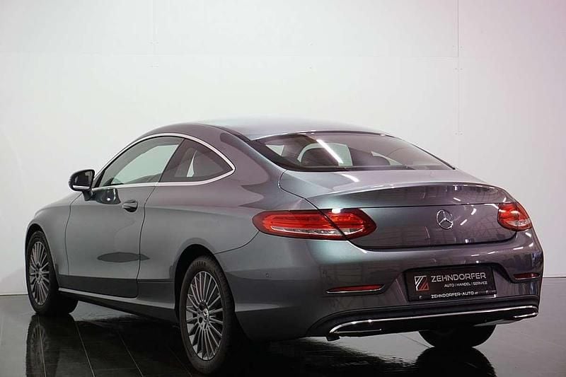 Gebraucht Mercedes C220 170 PS (125 kW) 2017 Grau Coupé