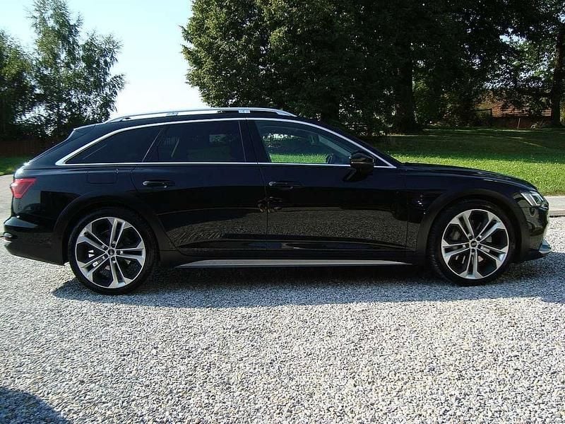 Schwarz Gebraucht 2021 Audi A6 Exclusive Kombi | € 59.950 - Bild 1/4