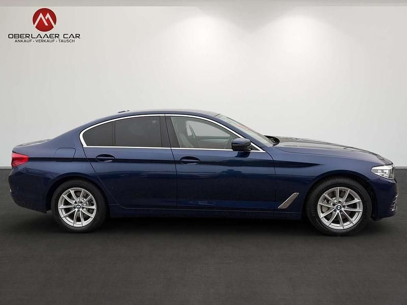Gebraucht BMW 530 Sport Line 184 PS (135 kW) 2019 Blau Limousine