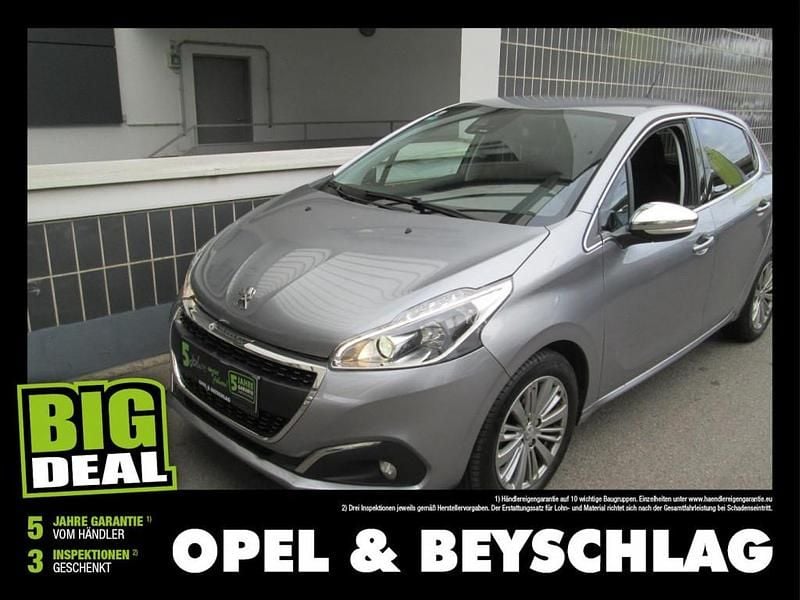 Grau Gebraucht 2019 Peugeot 208 Allure Kleinwagen | € 11.270 (Fairer Preis) - Bild 1/4