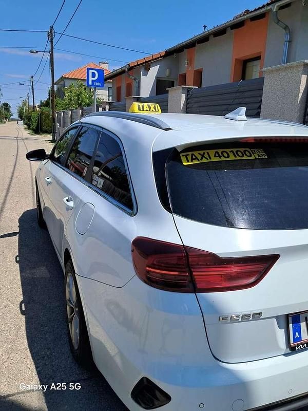 Gebraucht Kia Ceed Sportswagon Silver 136 PS (100 kW) 2021 Kombi