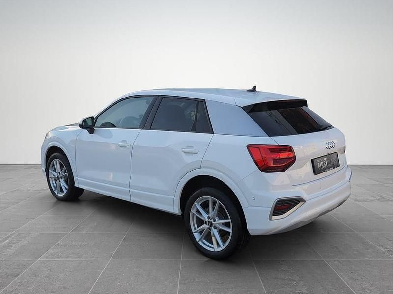 Neu Audi Q2 Admired 150 PS (110 kW) 2026 Weiss  normal SUV