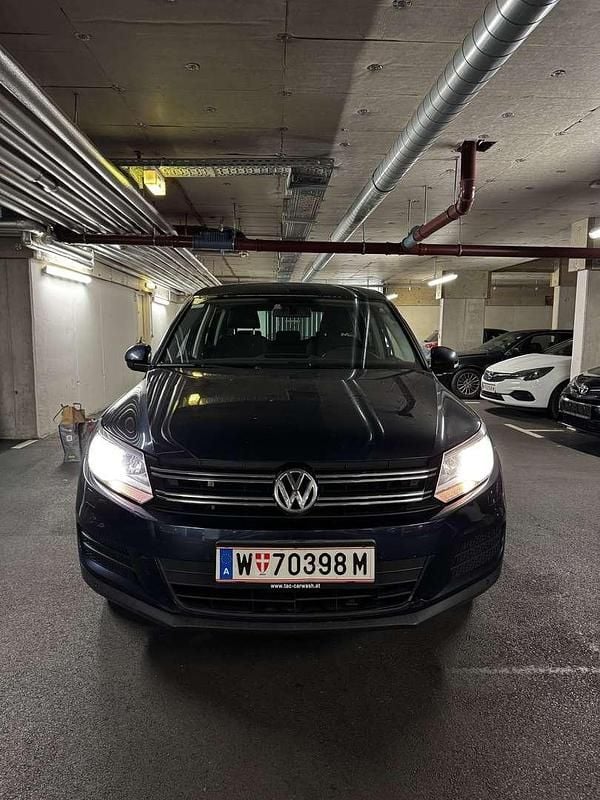 Blau Gebraucht 2011 VW Tiguan SUV | € 11.300 (Etwas zu teuer) - Bild 1/4