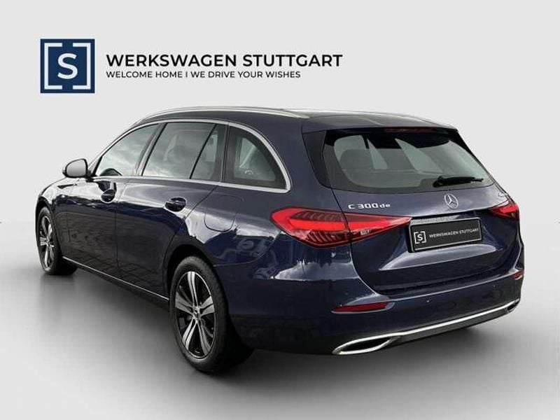 Gebraucht Mercedes C300e Avantgarde 197 PS (144 kW) 2024 Blau Kombi