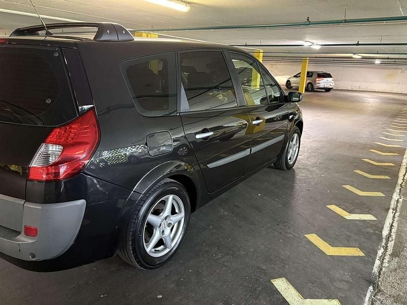 Gebraucht Renault Grand Scénic 103 PS (75 kW) 2008 Van / Kleinbus