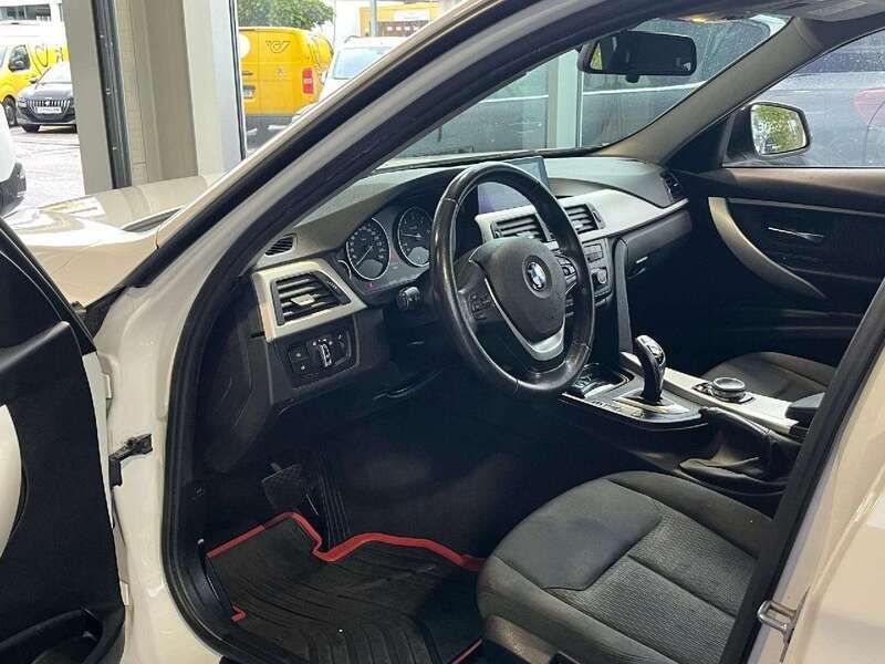 Gebraucht BMW 320 Sport Line 184 PS (135 kW) 2013 Weiß Kombi