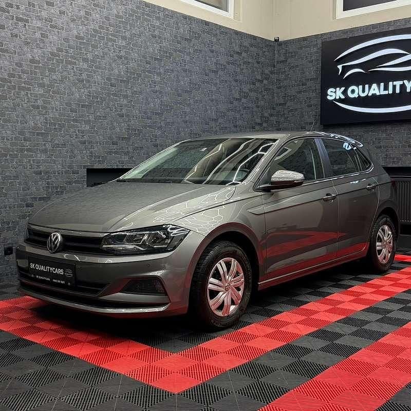 Grau Gebraucht 2018 VW Polo Limousine | € 9.990 (Fairer Preis) - Bild 1/4