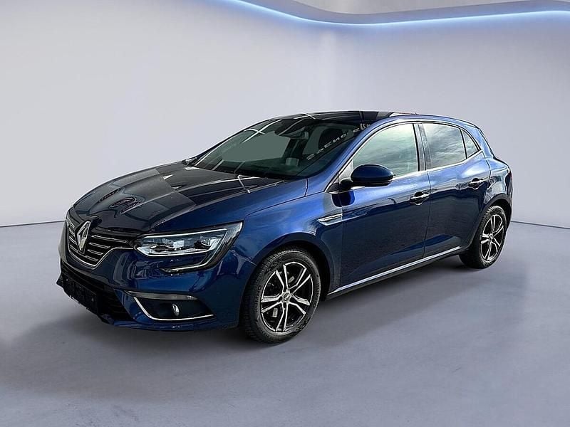 Gebraucht Renault Mégane IV Bose Edition 131 PS (96 kW) 2018 Blau Limousine