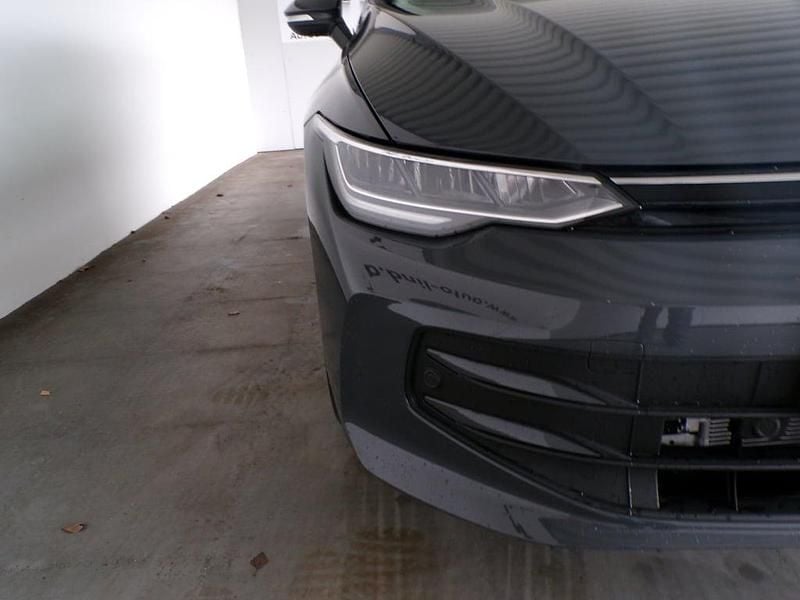 Neu VW Golf VIII 115 PS (84 kW) 2026 Mittelgrau  metallic