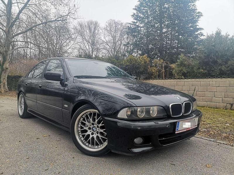 Gebraucht BMW 525 M Sport 163 PS (119 kW) 2002 Schwarz Limousine