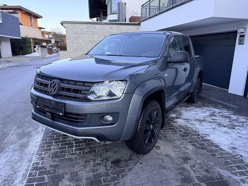 Gebraucht VW Amarok Dark Label 179 PS (131 kW) 2015 Grau Abholung