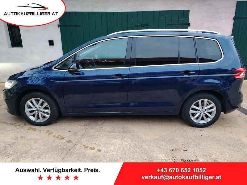 Blau Gebraucht 2016 VW Touran Highline Van / Kleinbus | € 14.895 (Guter Preis) - Bild 1/4