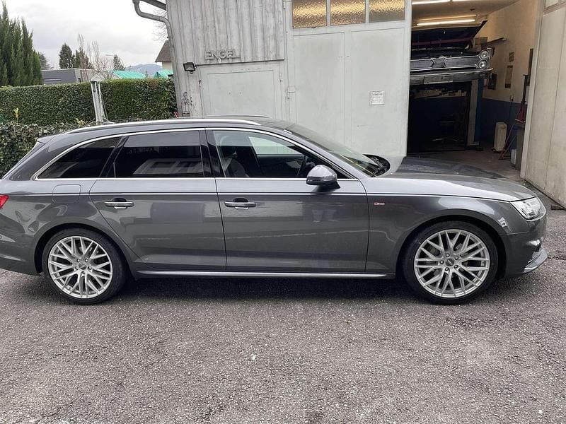 Gebraucht Audi A4 Sport 190 PS (139 kW) 2016 Grau Kombi