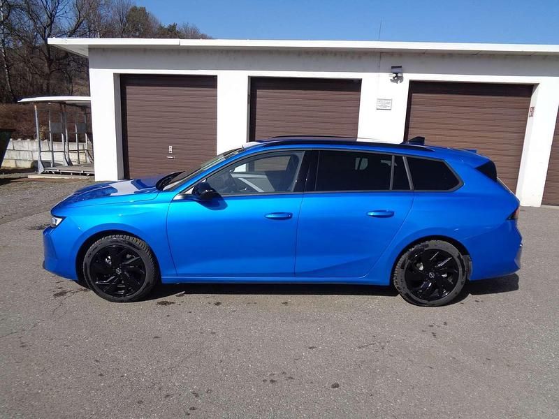 Gebraucht Opel Astra Edition 110 PS (80 kW) 2024 Blau Kombi