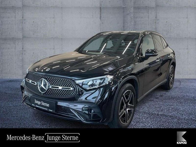 Gebraucht Mercedes GLC220 197 PS (144 kW) 2025 Schwarz SUV