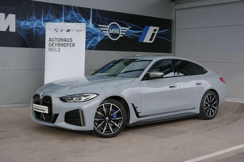 Grau Gebraucht 2023 BMW i4 Shadowline Limousine | € 51.980 (Guter Preis) - Bild 1/4