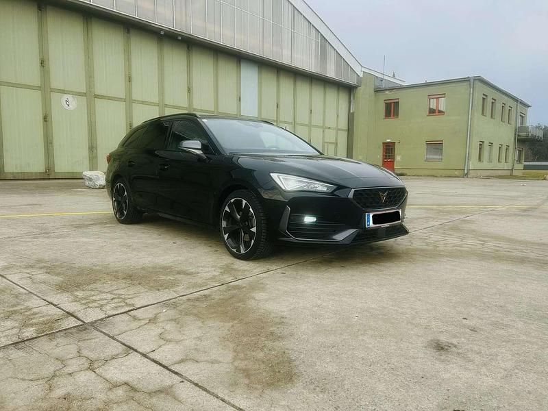Gebraucht Cupra Leon 150 PS (110 kW) 2023 Schwarz Kombi