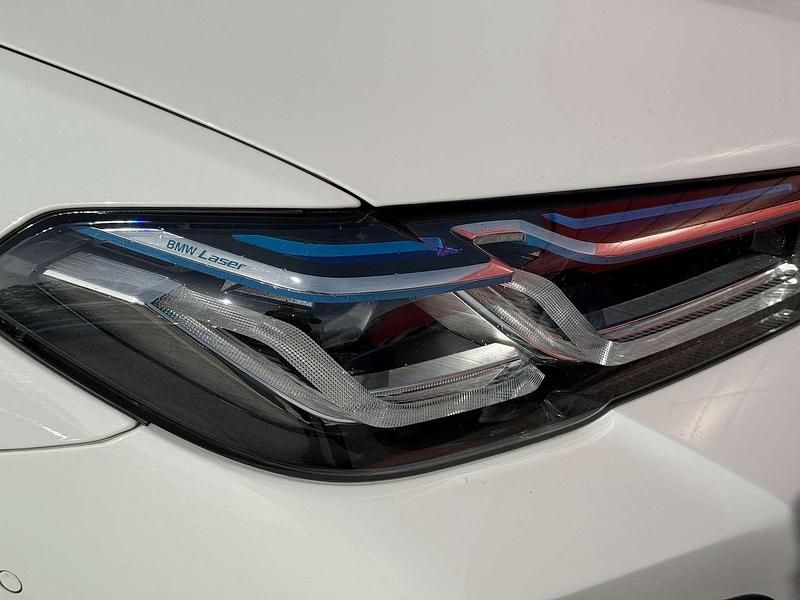 Gebraucht BMW 520 M Sport 190 PS (139 kW) 2021 Weiß Limousine