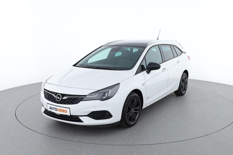 Weiß Gebraucht 2022 Opel Astra Design & Tech Kombi | € 15.890 (Teuer) - Bild 1/3