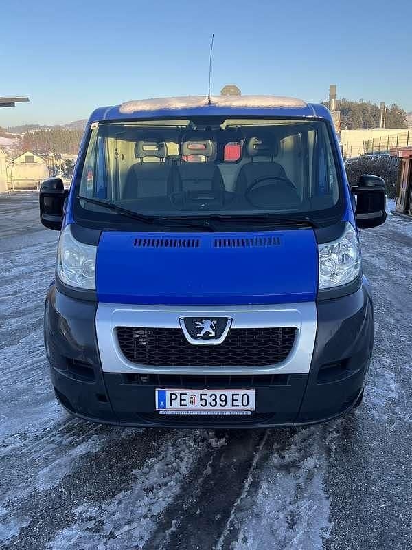 Gebraucht Peugeot Boxer 131 PS (96 kW) 2013 Blau Van