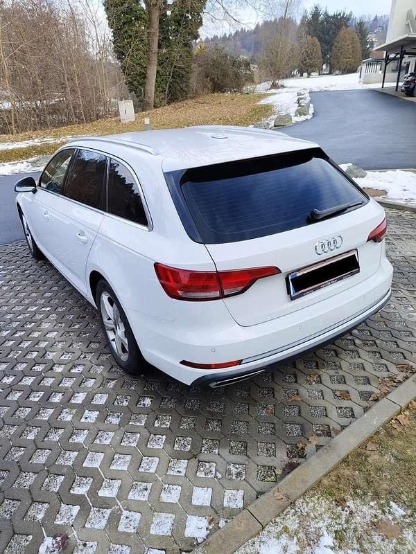 Gebraucht Audi A4 Sport 190 PS (139 kW) 2019 Kombi