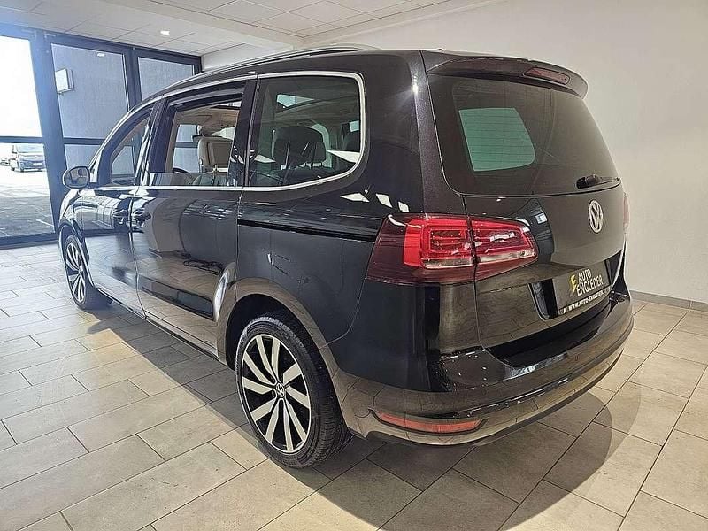 Gebraucht VW Sharan Business+ 150 PS (110 kW) 2018 Schwarz Van / Kleinbus