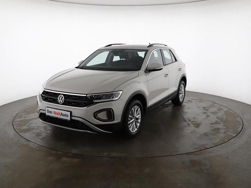 Dunkelgrau normal Gebraucht 2024 VW T-Roc Life SUV | € 27.950 (Guter Preis) - Bild 1/4